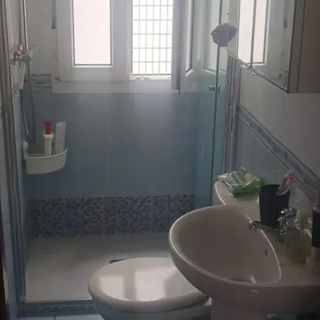 Habitación Cerca Del Centro, Baño Y Cocina Compartida Bilbao