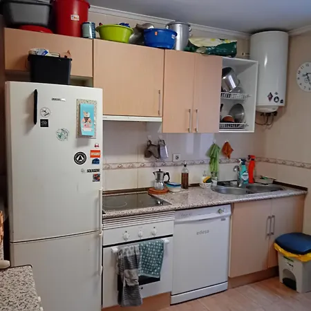 Habitación Cerca Del Centro, Baño Y Cocina Compartida * Bilbao